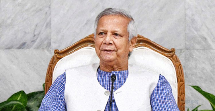 কড়াইল অগ্নিকাণ্ডে ক্ষতিগ্রস্তদের পুনর্বাসনে পূর্ণ সহায়তার আশ্বাস প্রধান উপদেষ্টার
